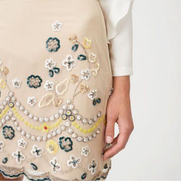 Club Monaco Beaded Embellished Skirt🌼 - Picture 4 of 10